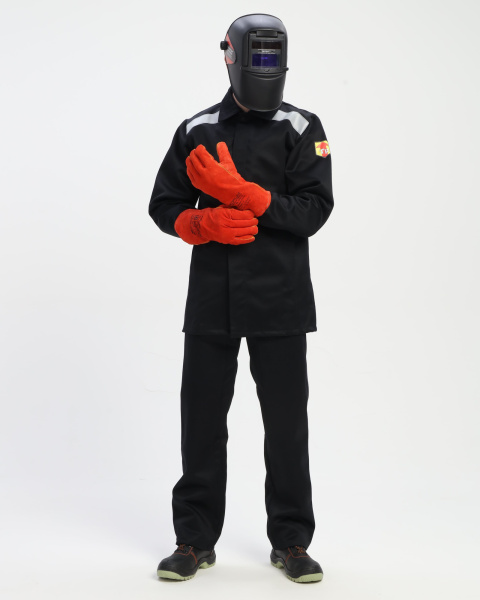 Костюм сварщика с усилением Арсенал-СОП 3 кл.защиты (тк.Хлопок-ОП,490) брюки, черный Костюм сварщика с усилением Арсенал-СОП 3 кл.защиты (тк.Хлопок-ОП,490) брюки, черный