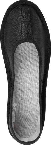 Туфли (тапочки) кожаные на подошве из пористой резины черные Туфли (тапочки) кожаные на подошве из пористой резины черные